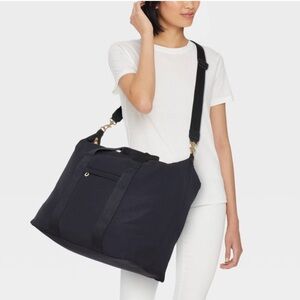 Universal Thread Foundational Weekender Bag with Crossbody Strap in Black